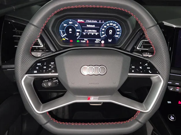 Audi Q4 e-tron 45 Edition Swiss Ski quattro