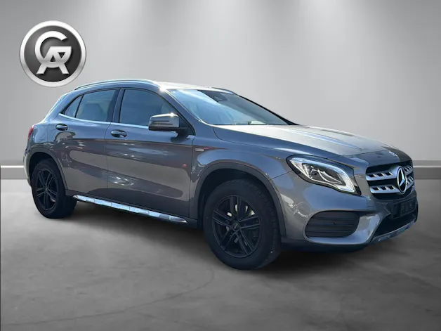Mercedes-Benz GLA 250 AMG Line 4Matic 7G-DCT
