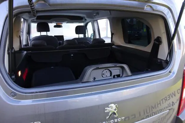 Peugeot Rifter 1.5 BHDi All. EAT8