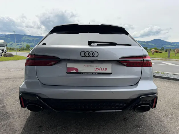 Audi NaviPLUS/Advanced B&O Sound/Umfeldkamera/Panoramadach/AHK/RS Sportauspuffanlage/