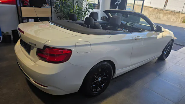 BMW 220i Sport Line Steptronic