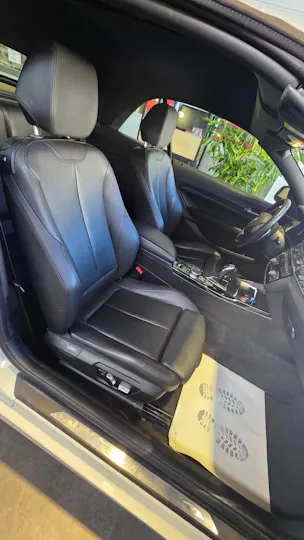BMW 220i Sport Line Steptronic