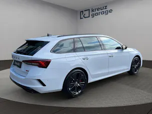Škoda Octavia Combi 2.0 TSI DSG RS