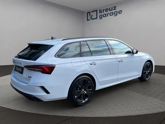 Škoda Octavia Combi 2.0 TSI DSG RS
