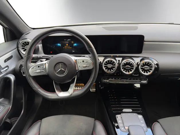 Mercedes-Benz A 250 AMG Line
