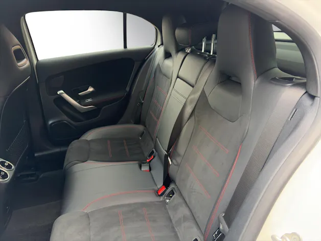 Mercedes-Benz A 250 AMG Line