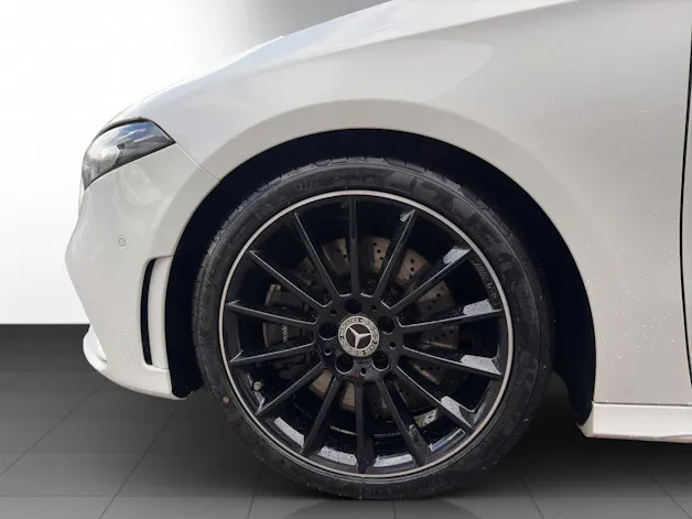 Mercedes-Benz A 250 AMG Line