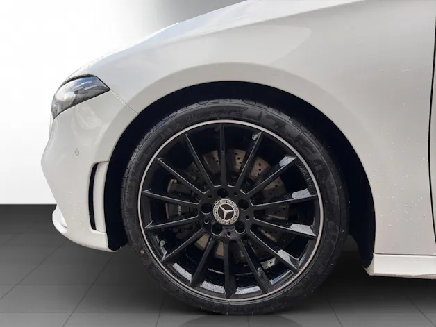 Mercedes-Benz A 250 AMG Line