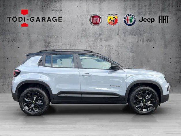Jeep Avenger 1.2 MHEV Upland Pack Plus 4xe