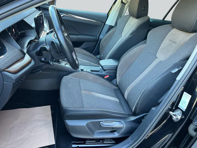 Škoda Octavia Combi 2.0 TDI DSG Scout 4x4
