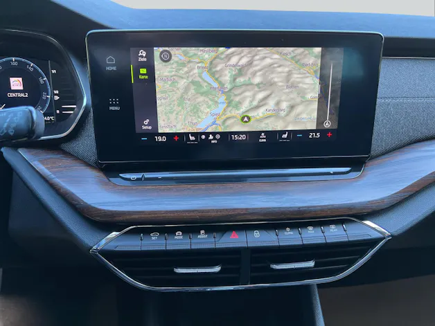 Škoda Octavia Combi 2.0 TDI DSG Scout 4x4