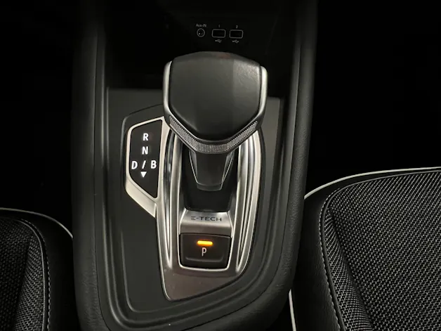 Renault CAPTUR 1.6 E-TECH Plug-in