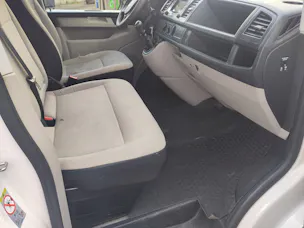 VW T6 2.0 TDI Entry