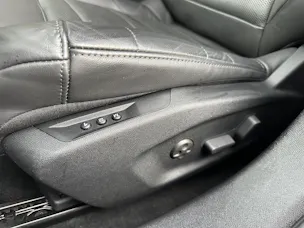 Citroën C5 X 1.6i PHEV Shine e-EAT8