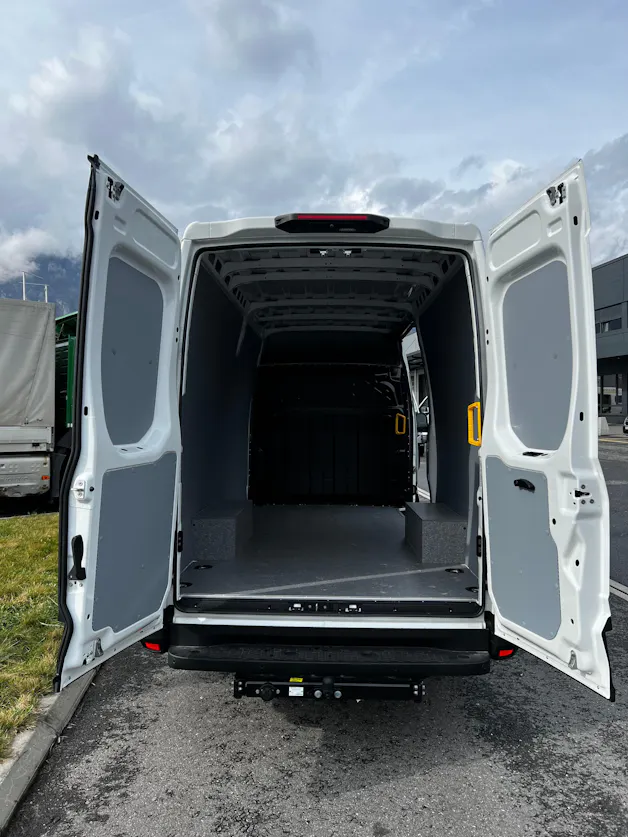 Iveco 35S16A8V 3520L H2
