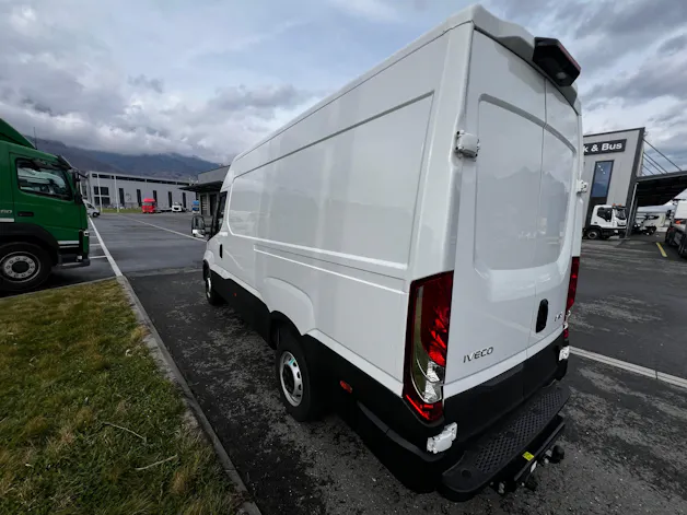Iveco 35S16A8V 3520L H2