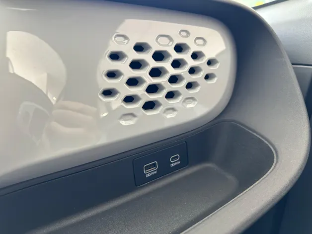XEV Yoyo 10.4kWh