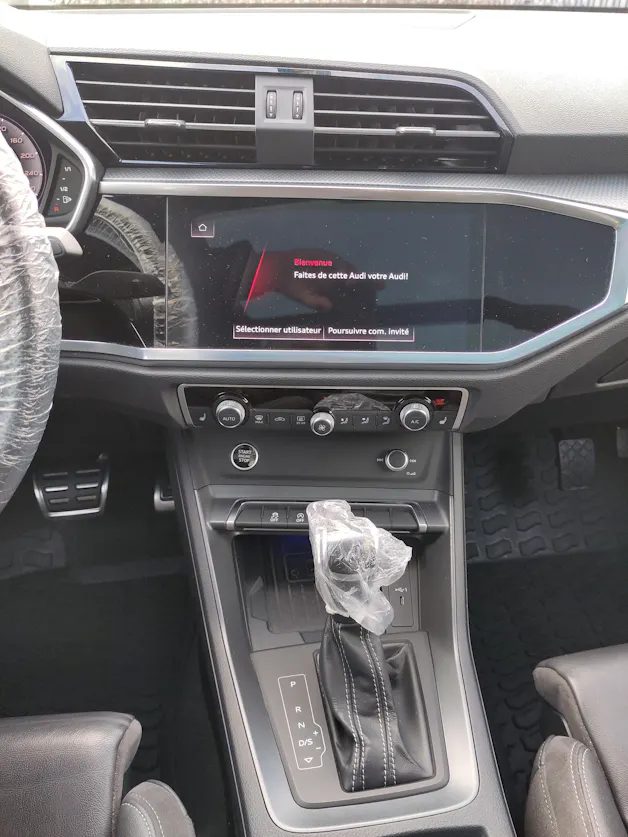 Audi Q3 40 TDI S line Attraction quattro S-tronic