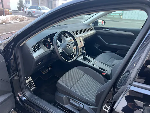 VW Passat Variant 2.0 TDI BMT Trendline DSG