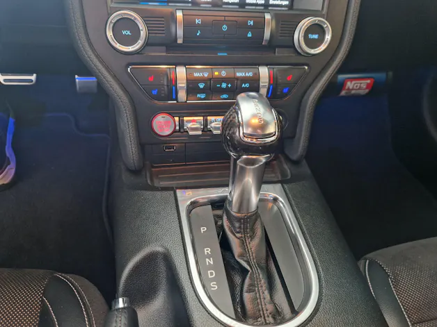 Ford Mustang Fastback 5.0 V8 GT Automat