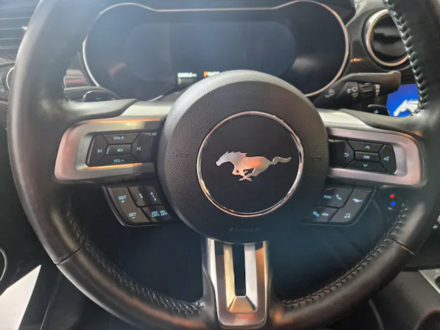 Ford Mustang Fastback 5.0 V8 GT Automat