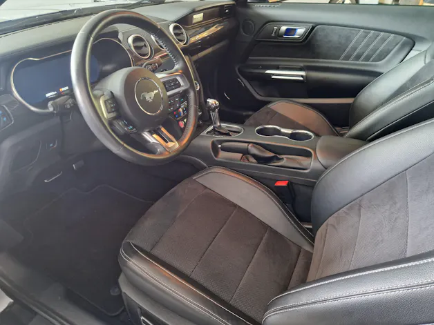 Ford Mustang Fastback 5.0 V8 GT Automat