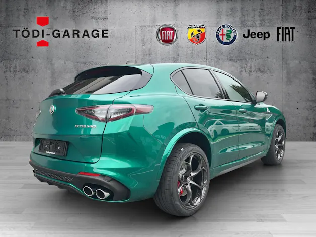 Alfa Romeo Stelvio 2.9 V6 Biturbo Q4 Quadrifoglio SKY