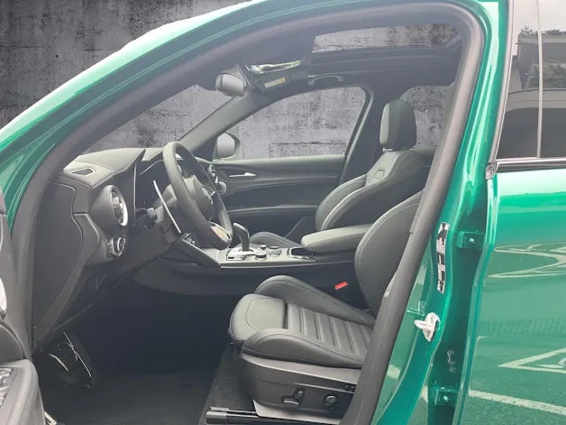 Alfa Romeo Stelvio 2.9 V6 Biturbo Q4 Quadrifoglio SKY