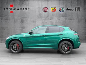 Alfa Romeo Stelvio 2.9 V6 Biturbo Q4 Quadrifoglio SKY
