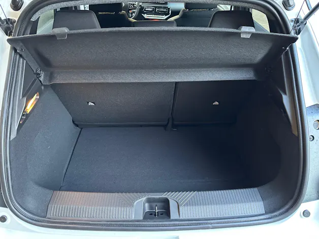 Nissan Micra 52kWh Advance
