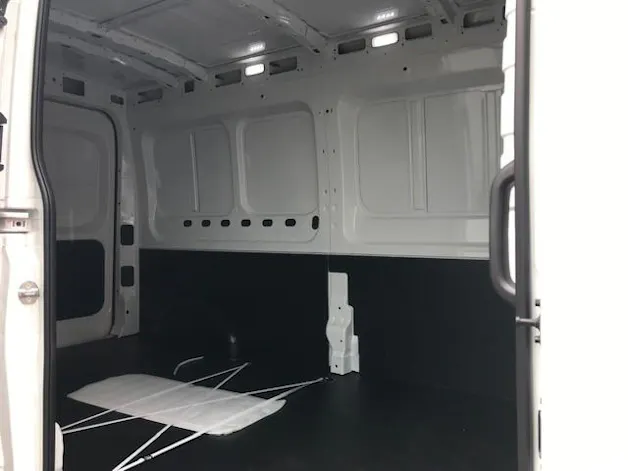 Maxus eDeliver 9 L3H2 72kWh