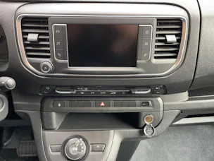 Fiat Scudo Kombi L2 2.0 Multijet 180 Swiss Plus 9