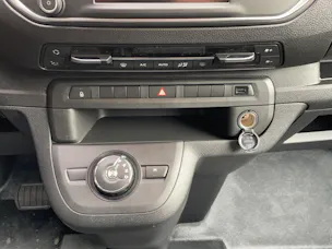 Fiat Scudo Kombi L2 2.0 Multijet 180 Swiss Plus 9