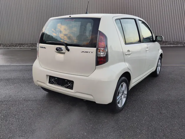 Subaru Justy 1.0