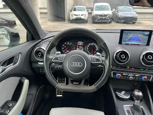 Audi RS3 2.5 TSI quattro S-tronic