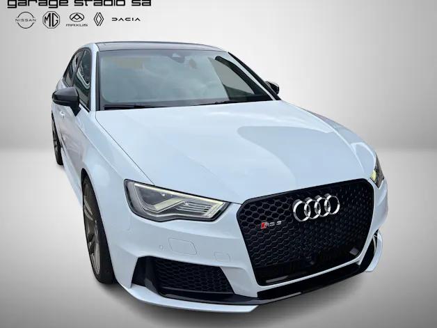 Audi RS3 2.5 TSI quattro S-tronic