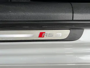 Audi RS3 2.5 TSI quattro S-tronic