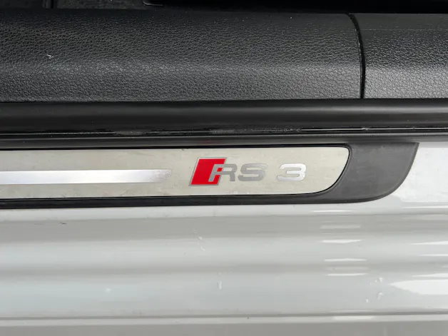 Audi RS3 2.5 TSI quattro S-tronic