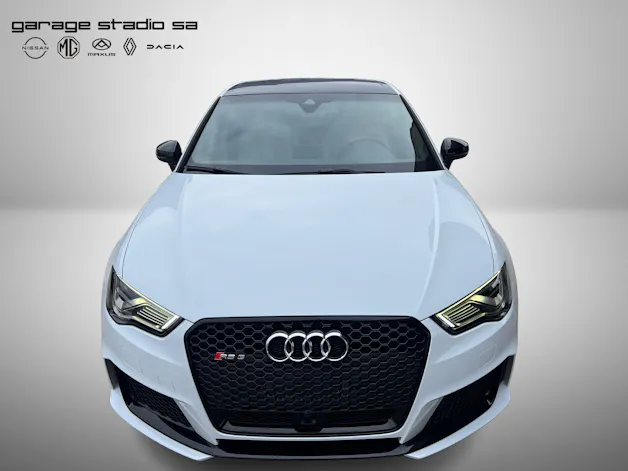 Audi RS3 2.5 TSI quattro S-tronic