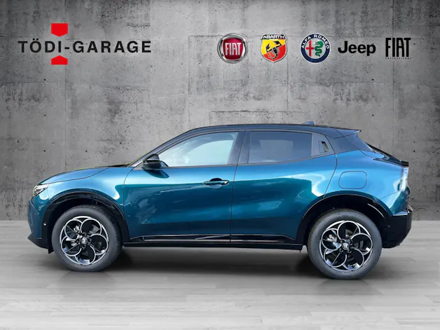 Alfa Romeo Junior 1.2 Ibrida Q4