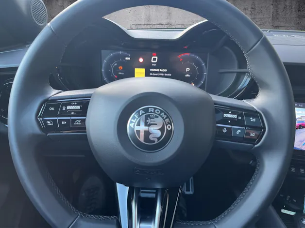 Alfa Romeo Junior 1.2 Ibrida Q4