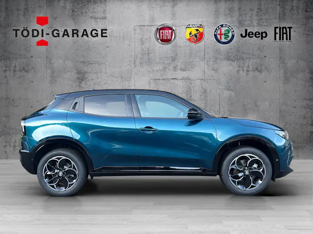 Alfa Romeo Junior 1.2 Ibrida Q4