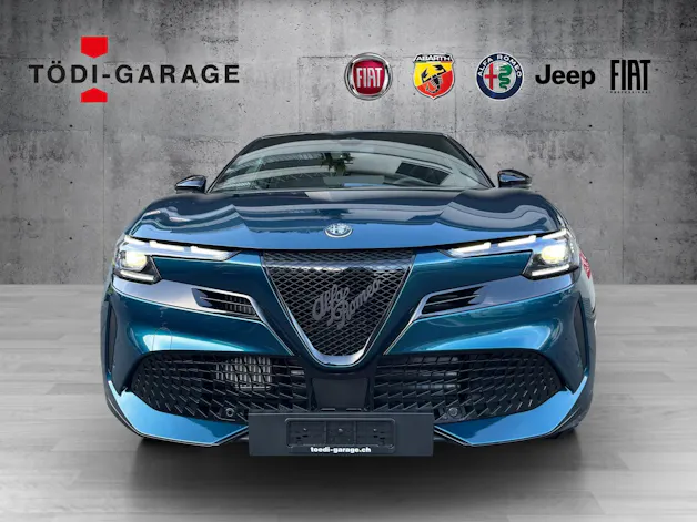 Alfa Romeo Junior 1.2 Ibrida Q4