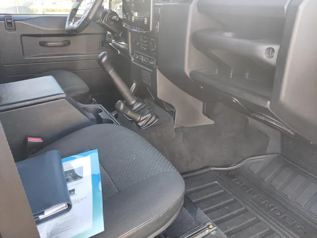 Land Rover Defender 110 2.2 TD4 Station Wagon