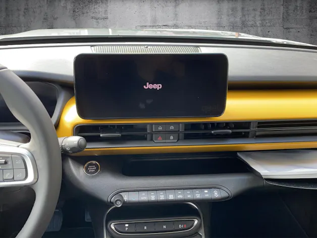Jeep Avenger Summit