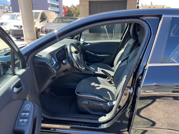 Renault Clio 1.3 Intens EDC