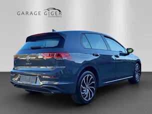 VW Golf 1.5 TSI ACT First Edition