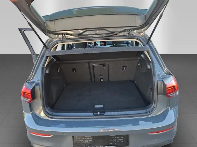 VW Golf 1.5 TSI ACT First Edition