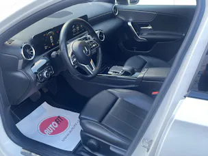 Mercedes-Benz A 180 Progressive 7G-DCT