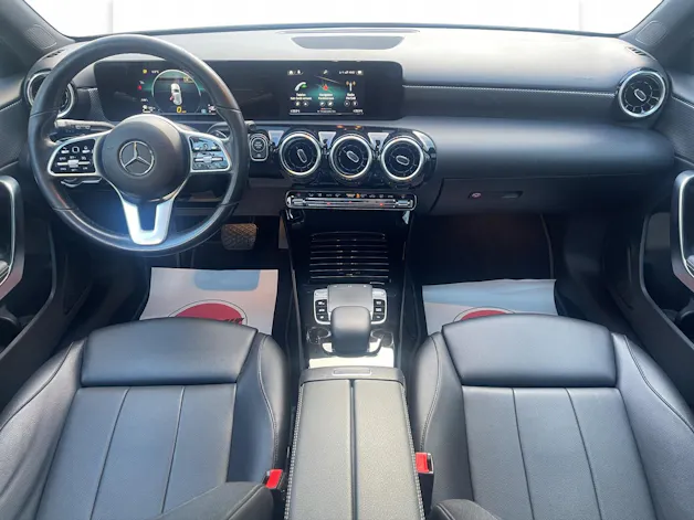 Mercedes-Benz A 180 Progressive 7G-DCT